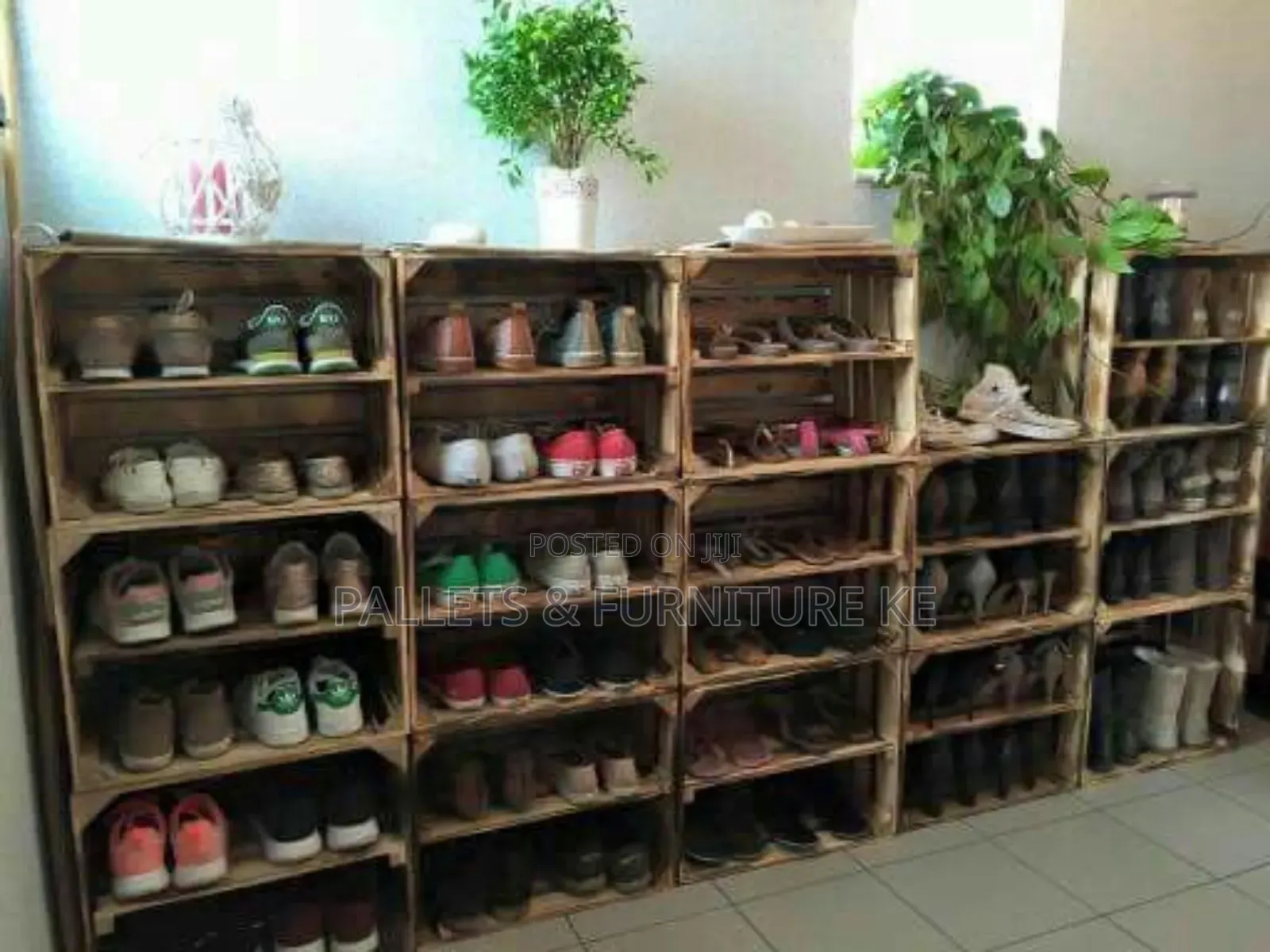 Wooden Step Crate