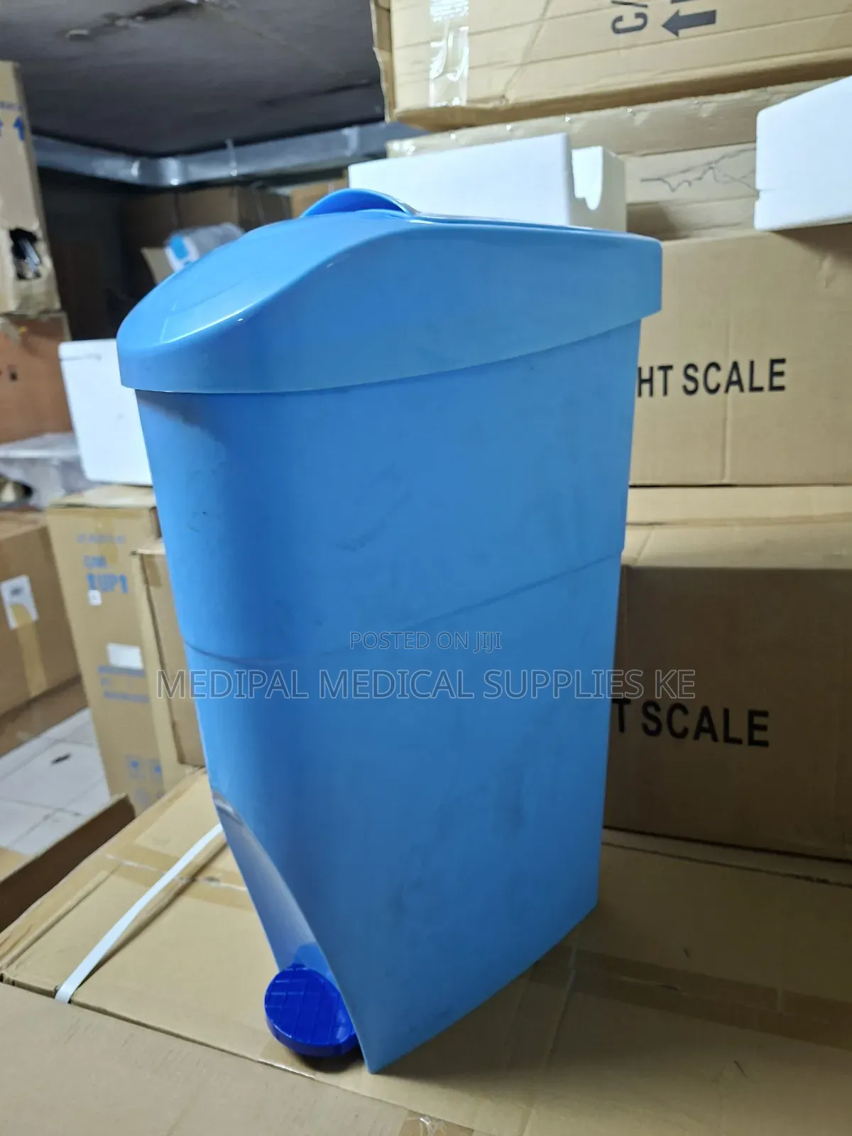 18l Sanitary Bin