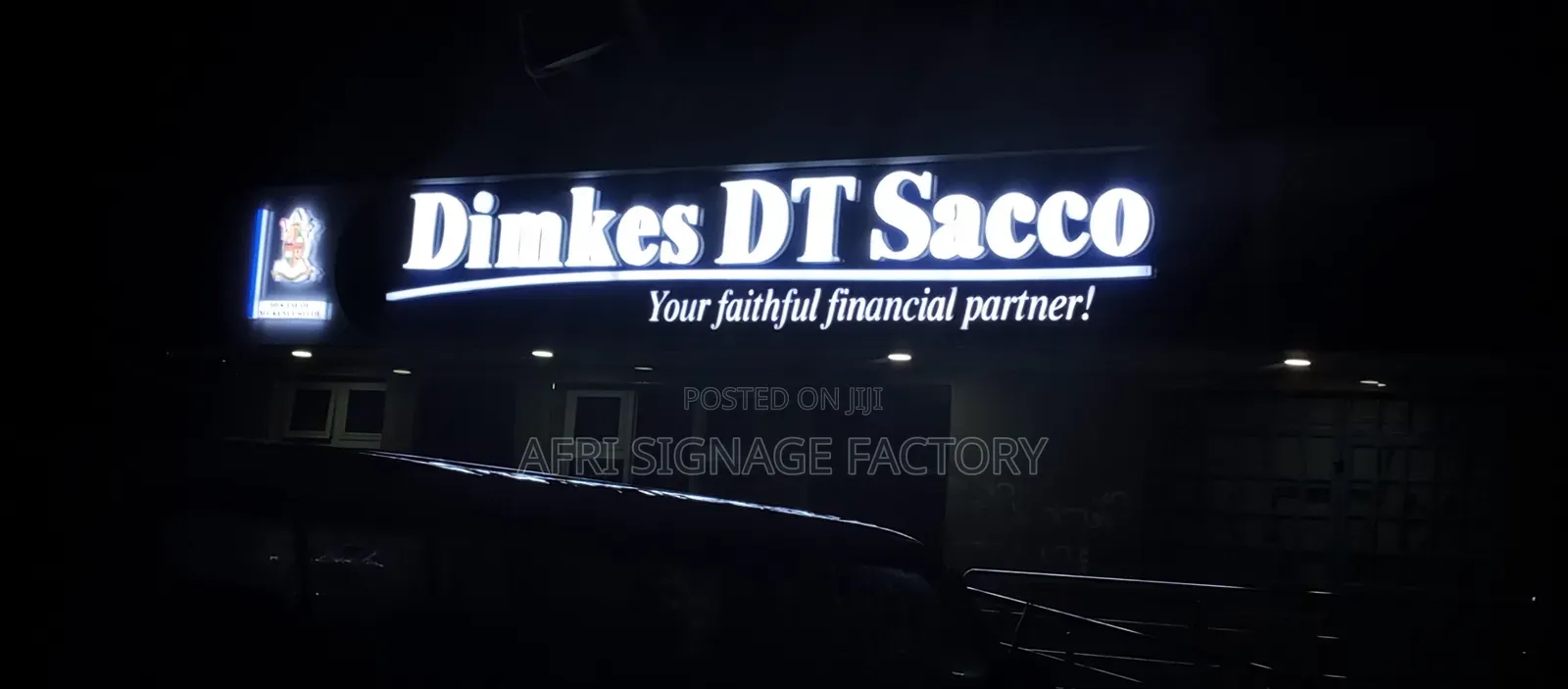 2d and 3d Signs, Signboards, Sign Writing, Lightbox, Branding, Sticker