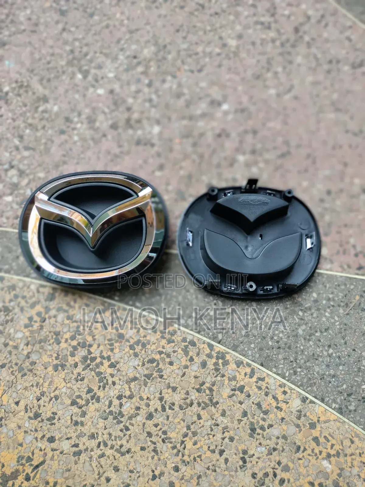 Grill Logo , Emblem Mazda Atenza 2014