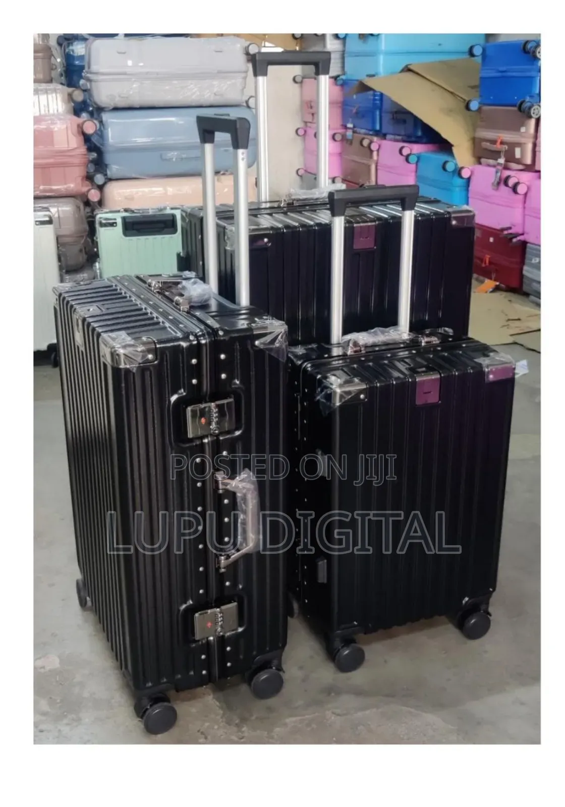 Size 26 Zipless Suitcases