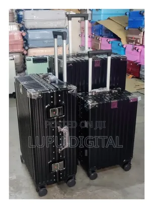 Size 26 Zipless Suitcases