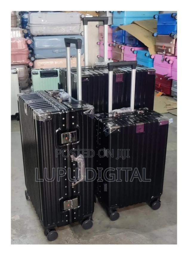 Size 26 Zipless Suitcases - thumbnail 2