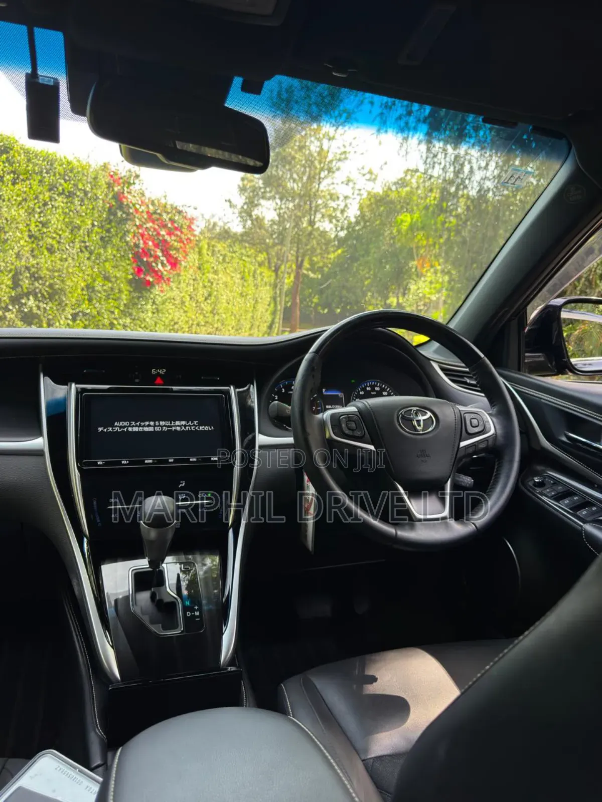 Toyota Harrier 2.0 2018 Black