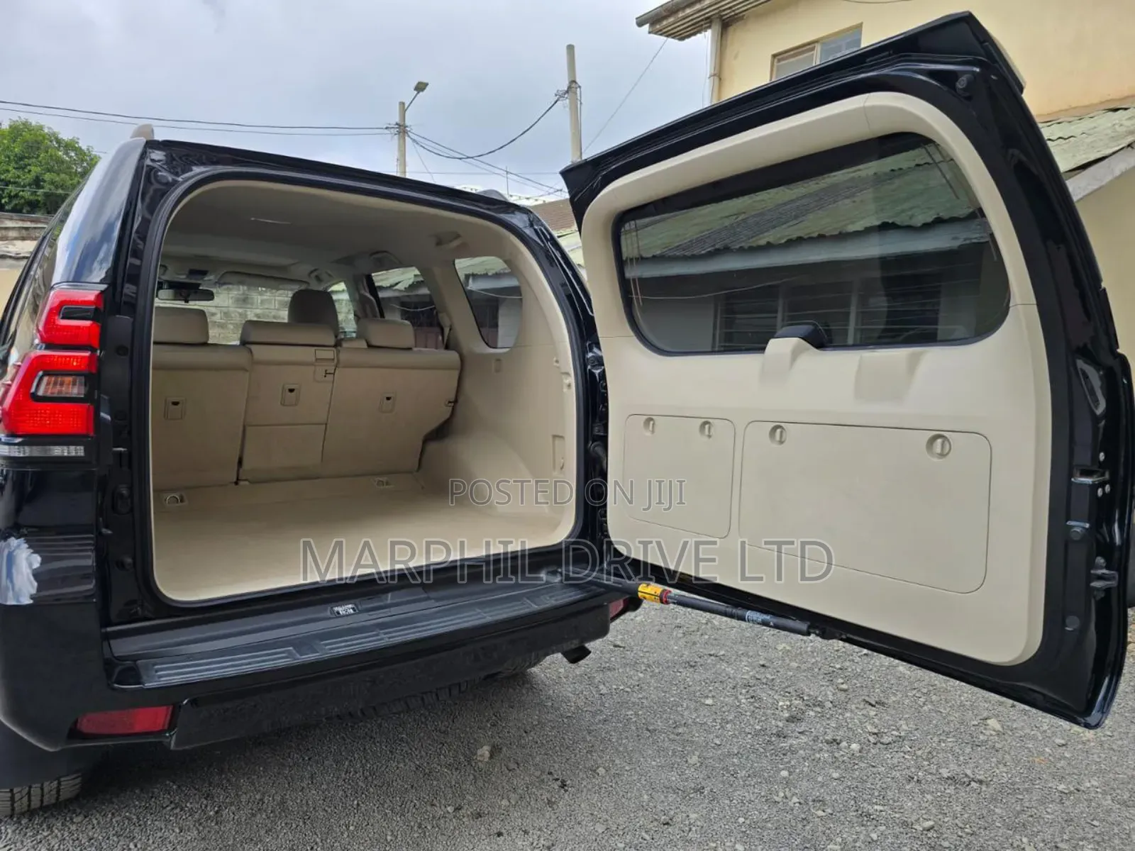 Toyota Land Cruiser Prado 2.8 2019 Black