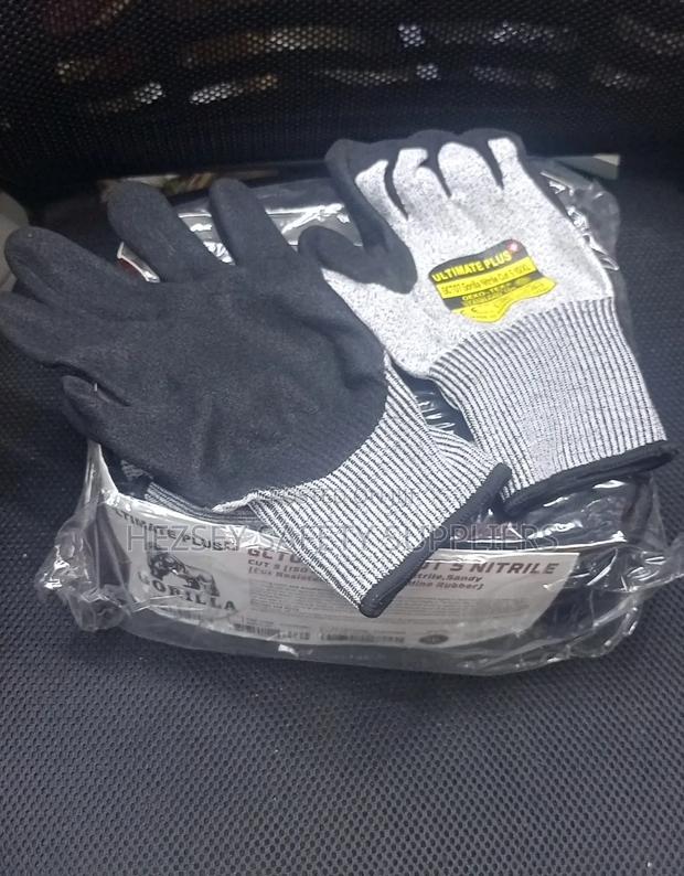 Cut 5 Resistant Gloves - thumbnail 2