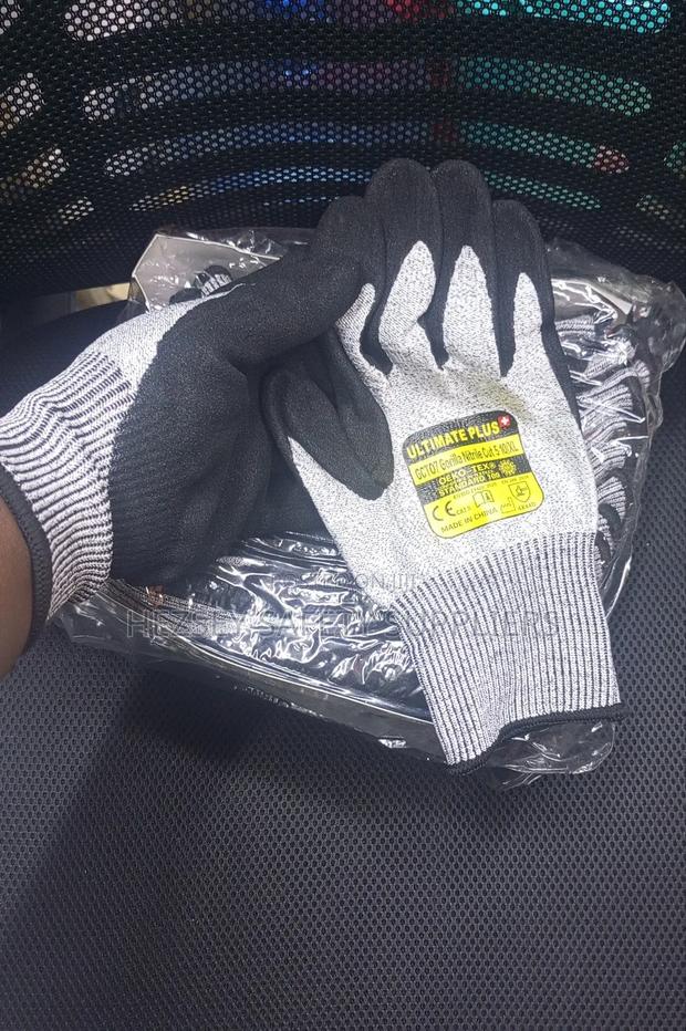 Gorilla Nitrile Cut Resistant Gloves