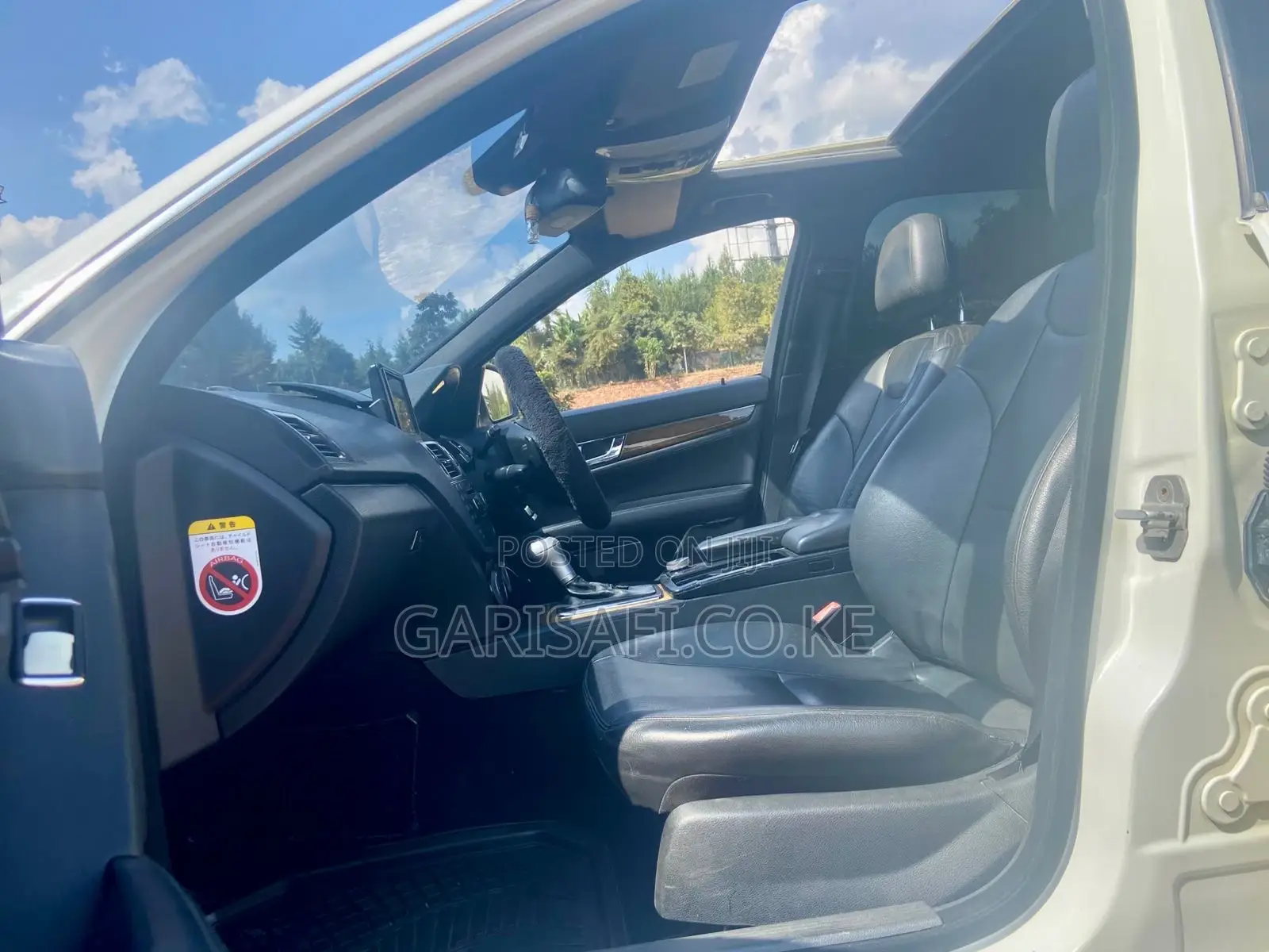 Mercedes-Benz C250 2009 White