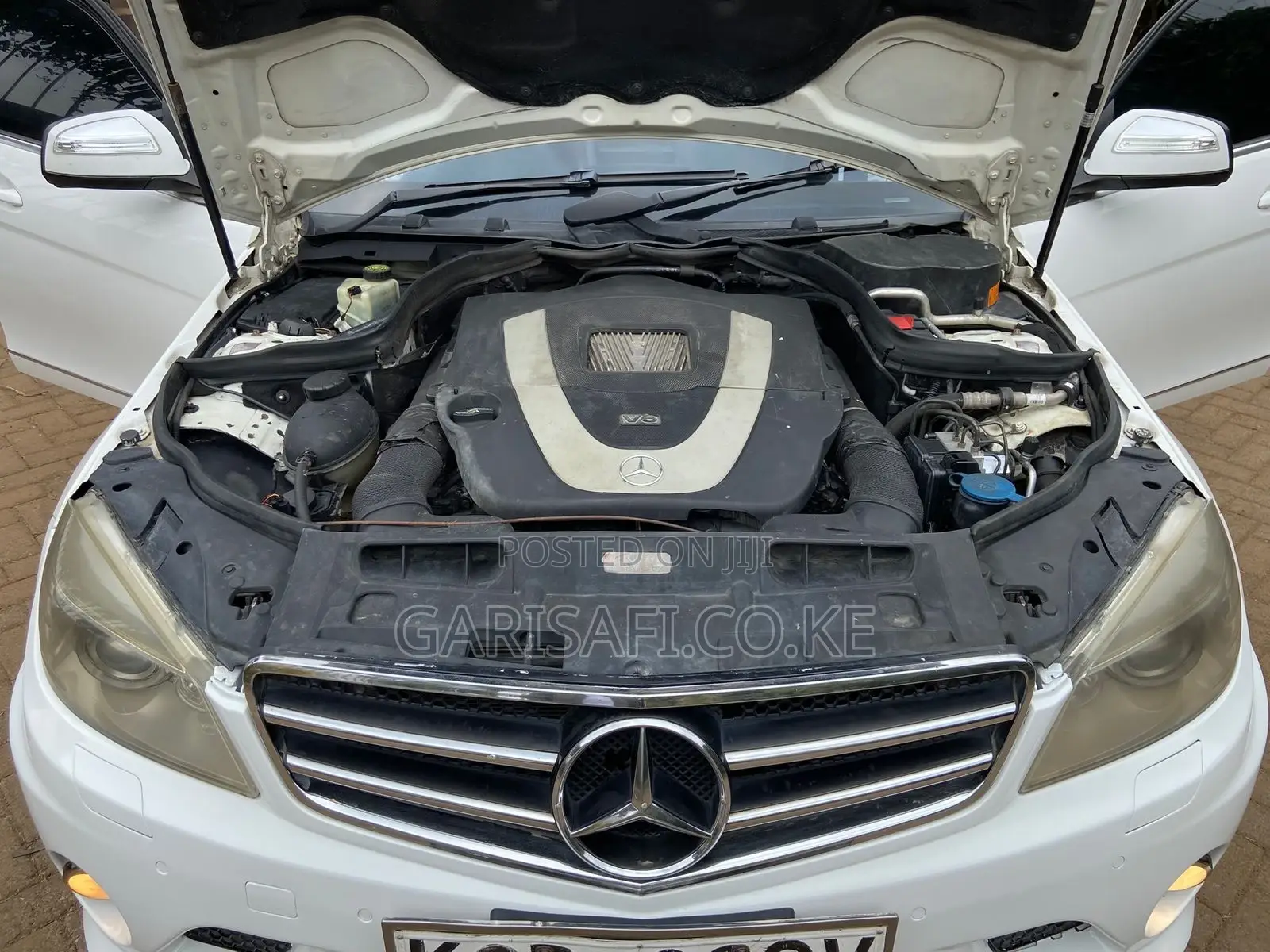 Mercedes-Benz C250 2009 White