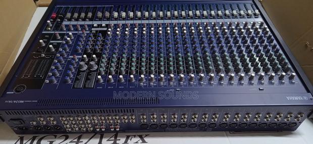 Mixer Plain Yamaha Mg24 - main view