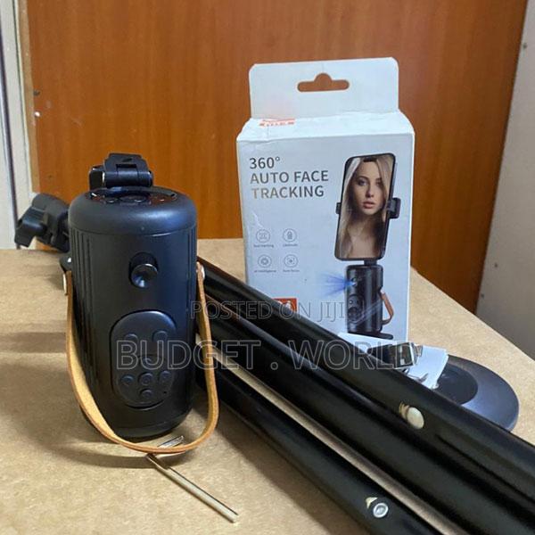 Body Phone Cam Auto Face Tracking Tripod With Fill Lights
