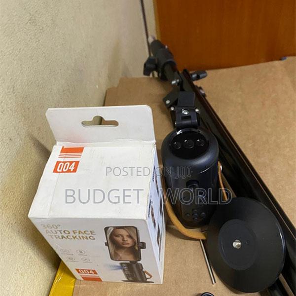 360° Rotation Ai Face Tracking Gimbal Mobile Phone Holder - main view