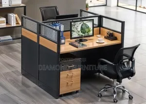 Modern Office Workstation / Office Cubicle Desk