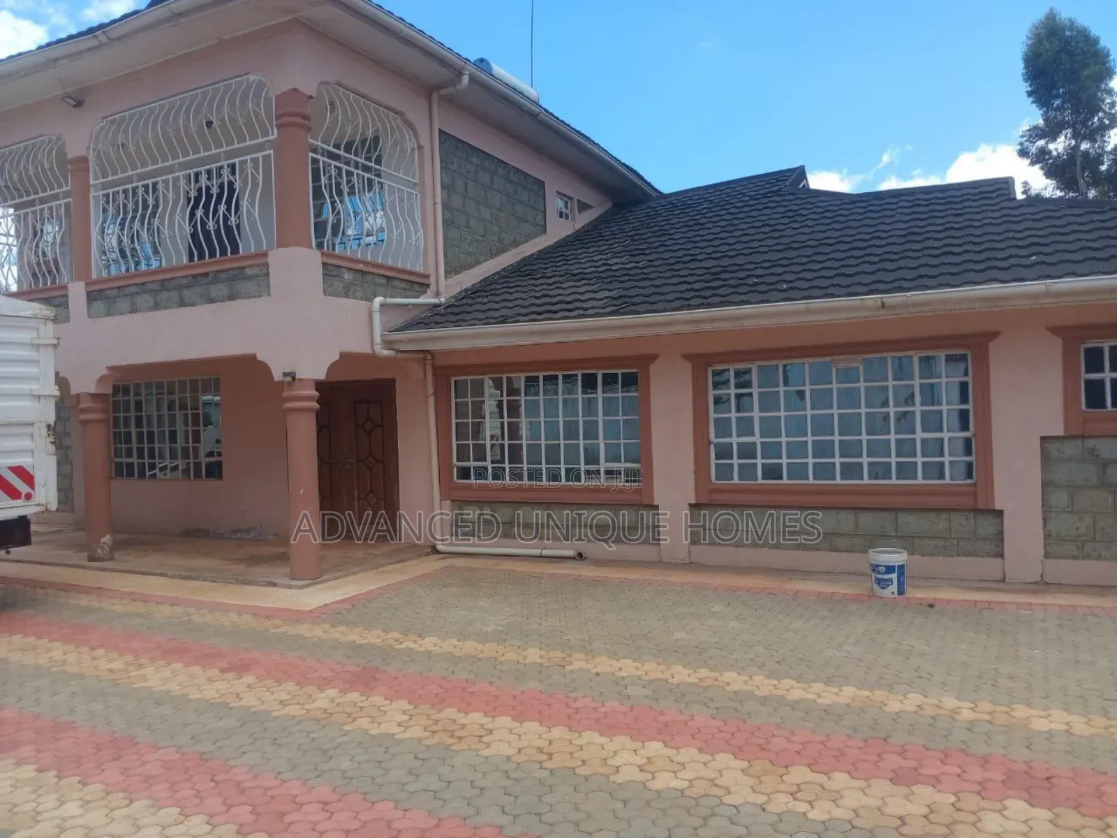 5bdrm Mansion in Royalton Eldoret for sale