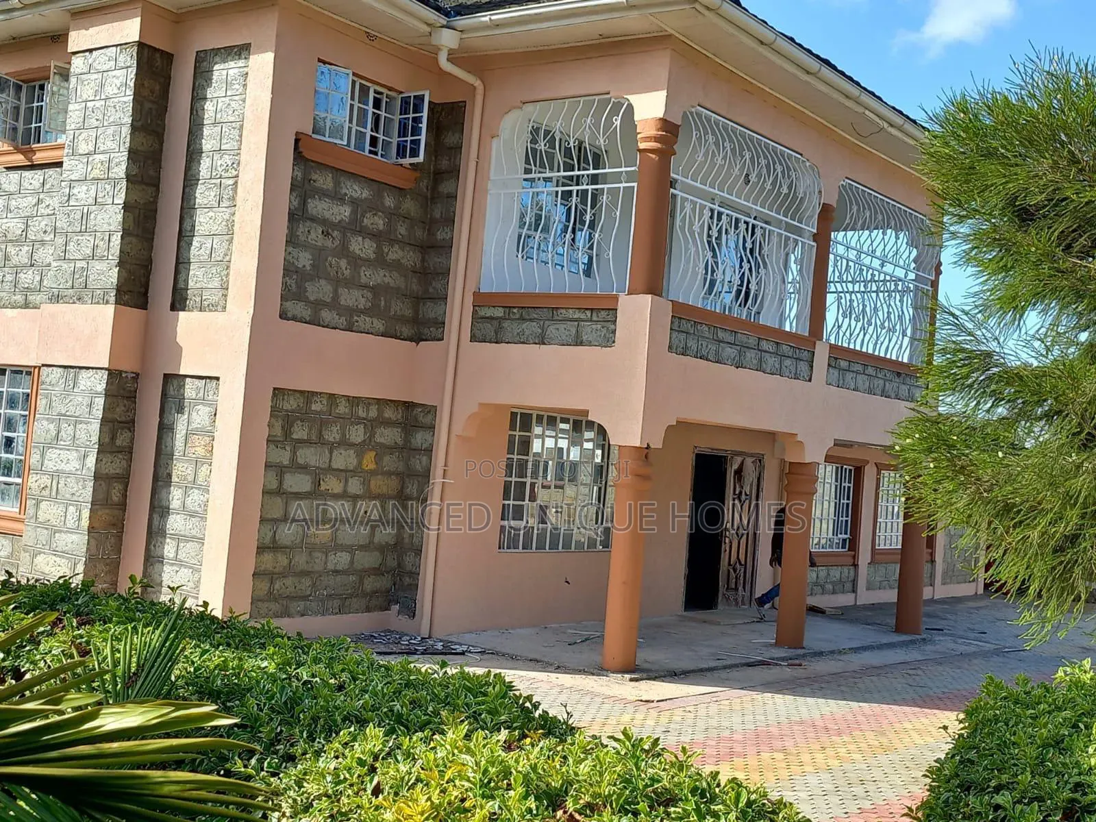 5bdrm Mansion in Royalton Eldoret for sale