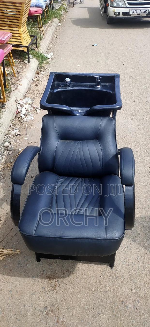 Big Bowl Salon Sink/ Shampoo Chair - thumbnail 2