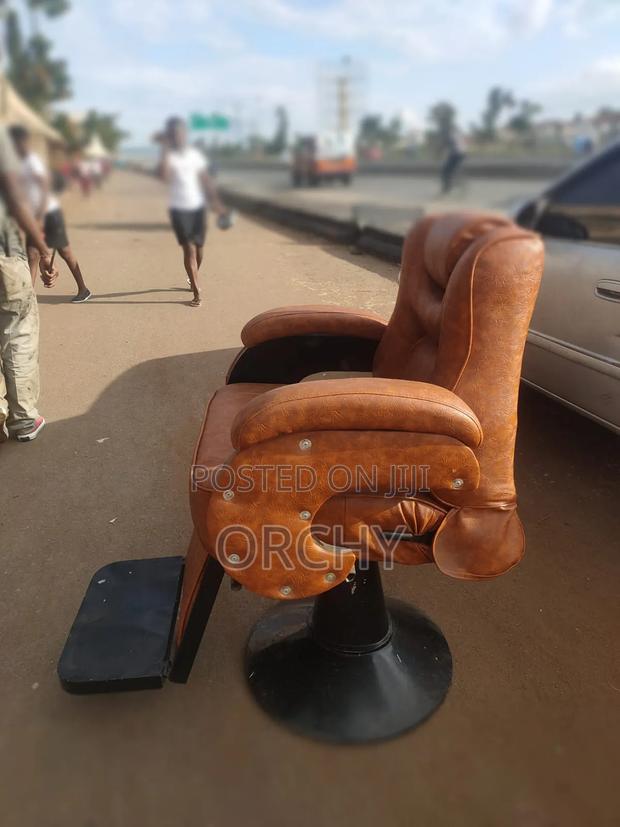 Brown Kinyozi Seat - main view