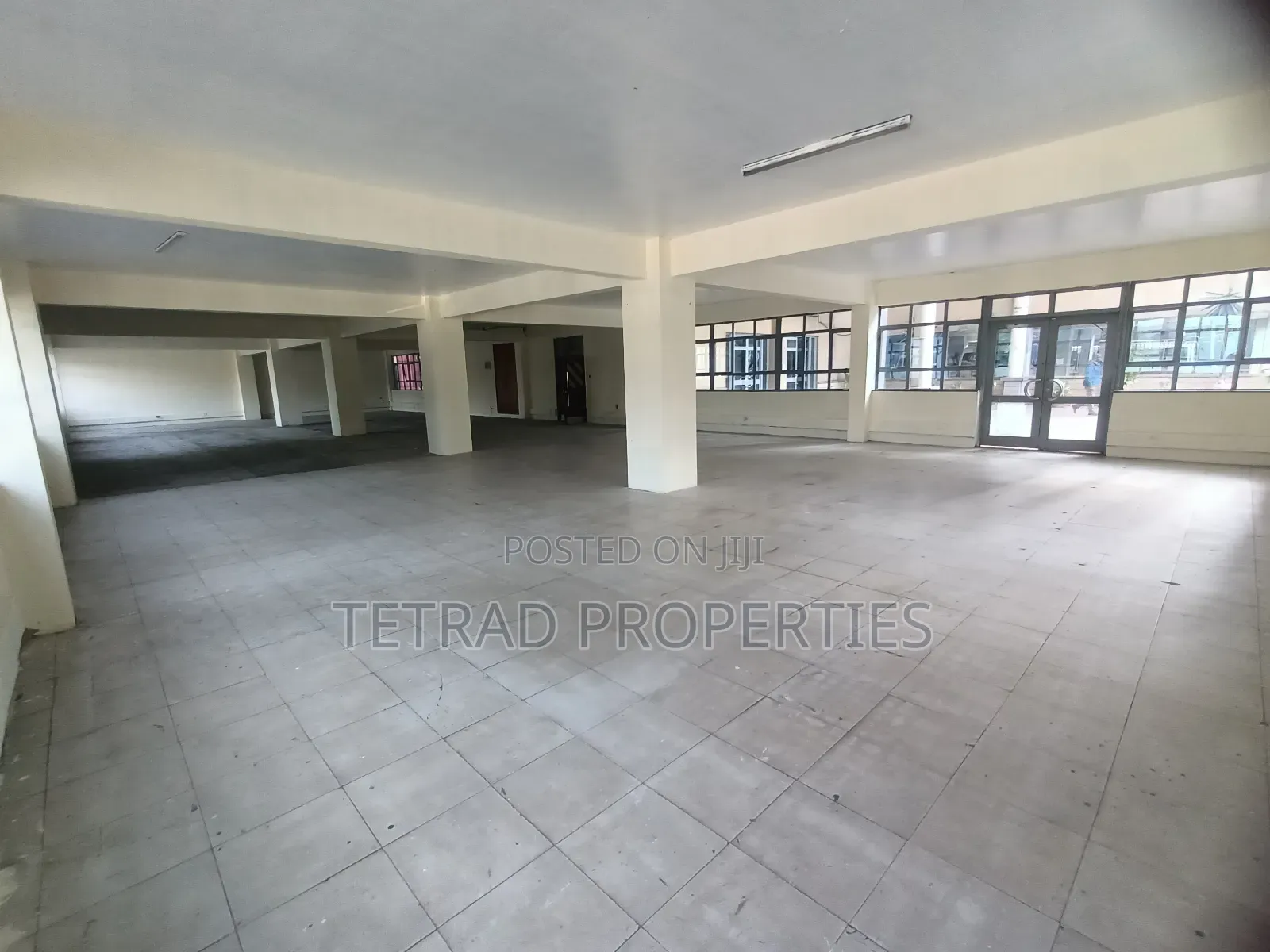2250 SQFT Office / Spa in Westlands Near Gtc.