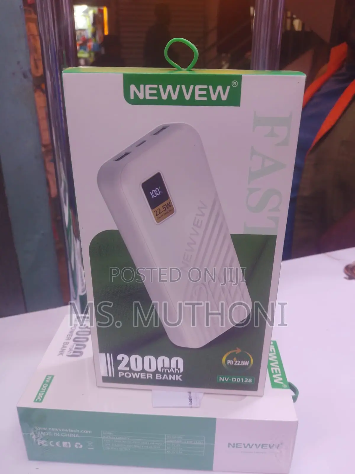White Newview 20,000 Mah High Performance Powerbank