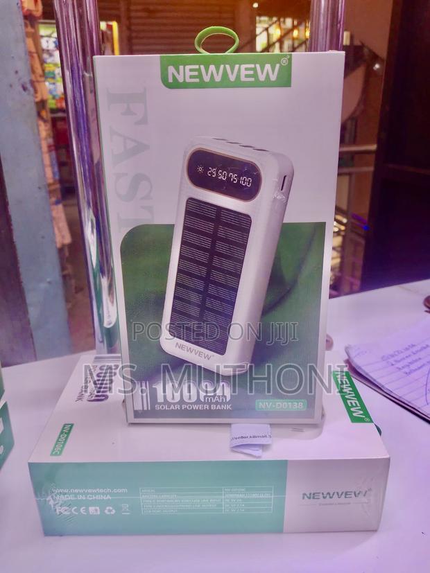 Newview 10,000 Mah High Performance Solar Powered Powerbank