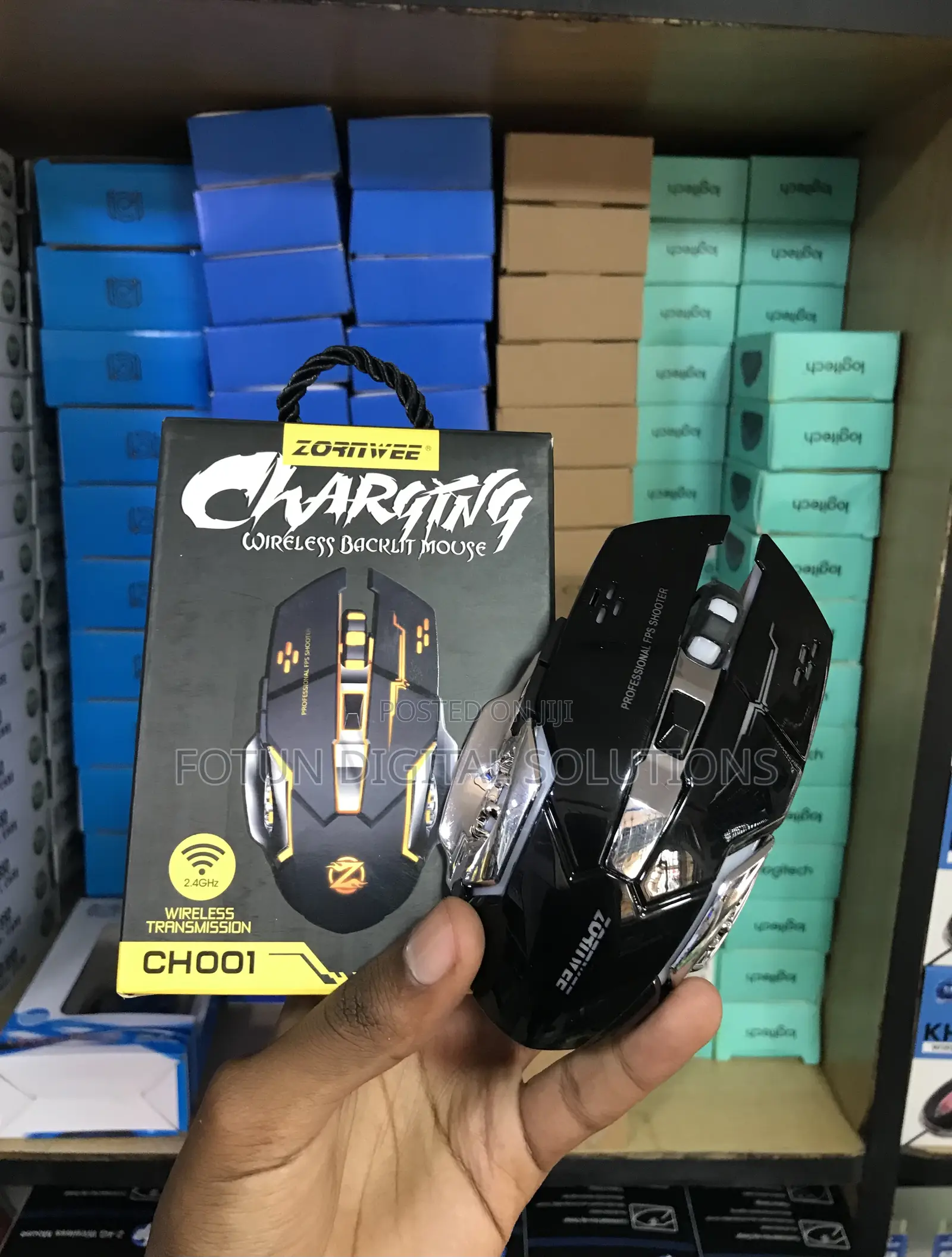 Ch001 RGB Wireless Gaming Mouse - Rechargeable via Usb Cable