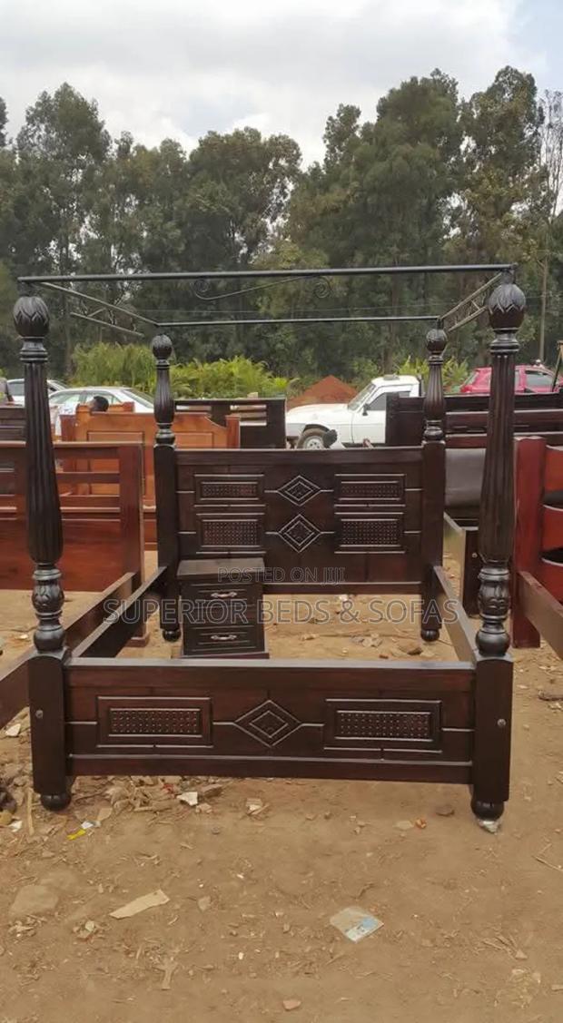 Wooden Canopy Bed Size 5 by 6