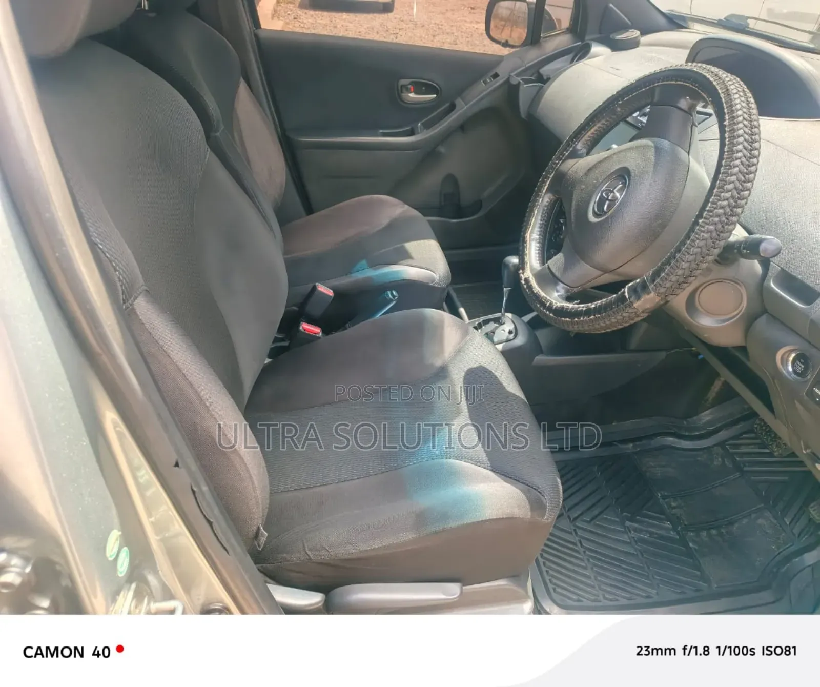 Toyota Vitz 2011 Blue