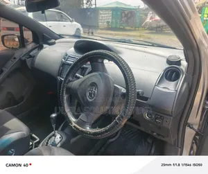 Toyota Vitz 2011 Blue