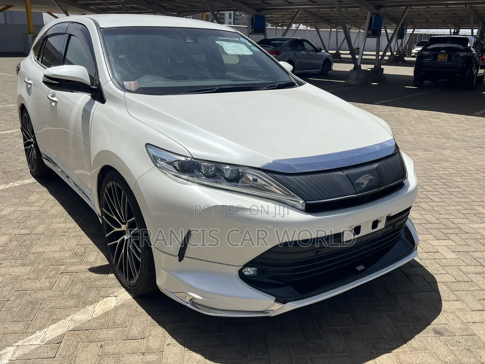 Toyota Harrier 2020 Off white