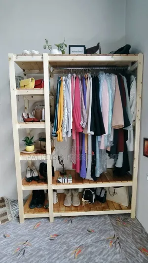 Rustic Plank Closet