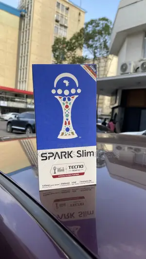 New Tecno Spark Slim 256 GB White