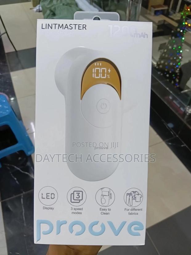 The Proove Lint Master Fabric Shaver. - thumbnail 2