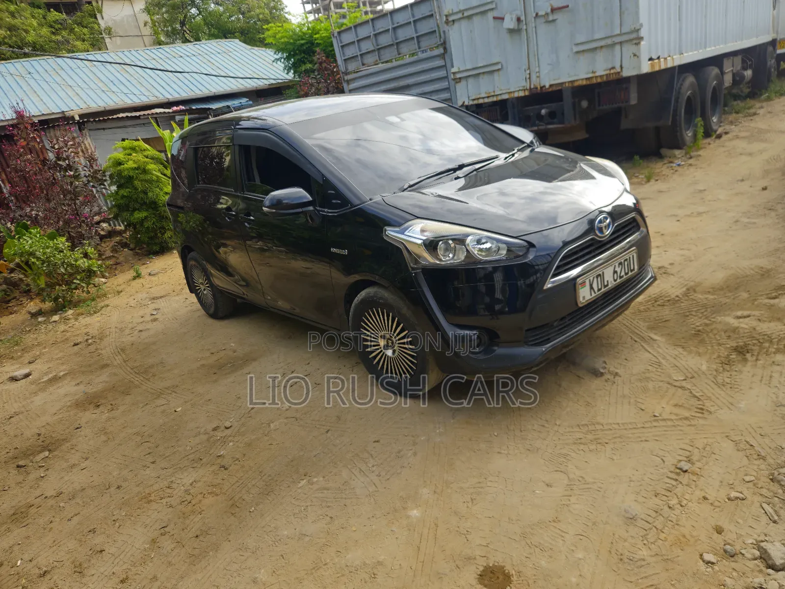 Toyota Sienta 2016 Black