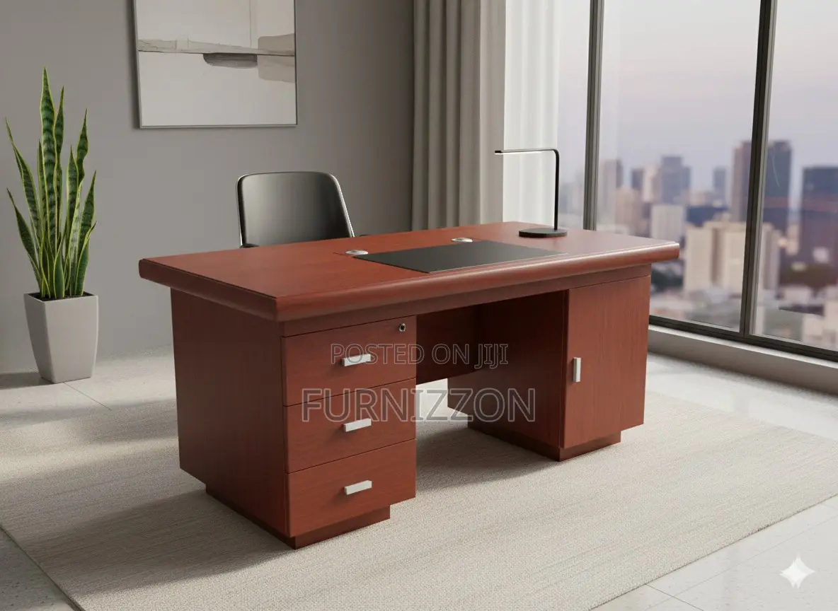 1.4 Meter Economic Wooden Office Table With Drawers