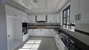 4bdrm House in Kimbo for sale