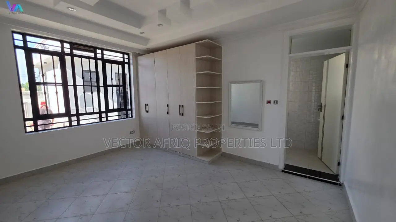 4bdrm House in Kimbo for sale