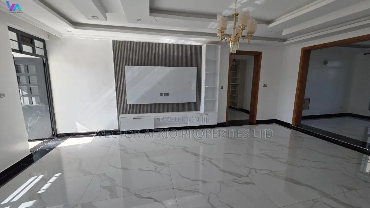 4bdrm House in Kimbo for sale