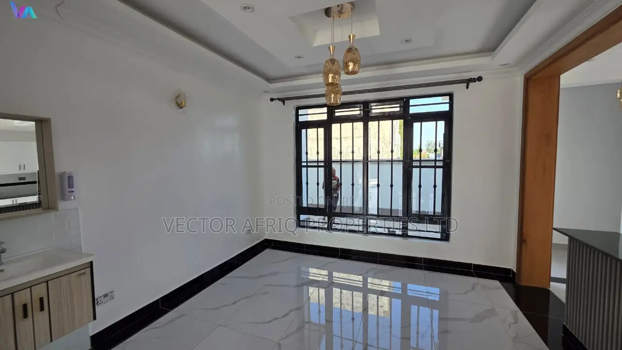 4bdrm House in Kimbo for sale
