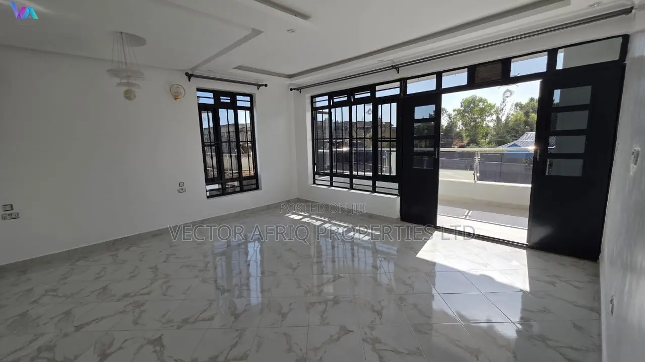 4bdrm House in Kimbo for sale