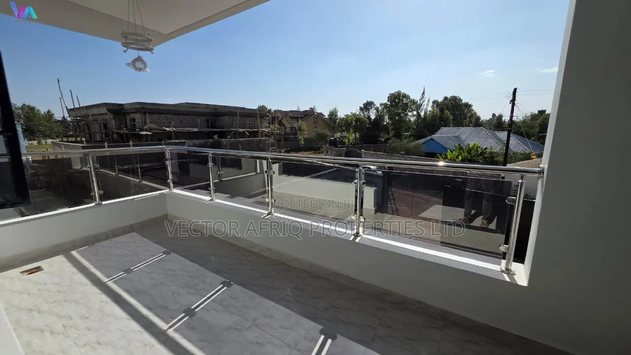 4bdrm House in Kimbo for sale