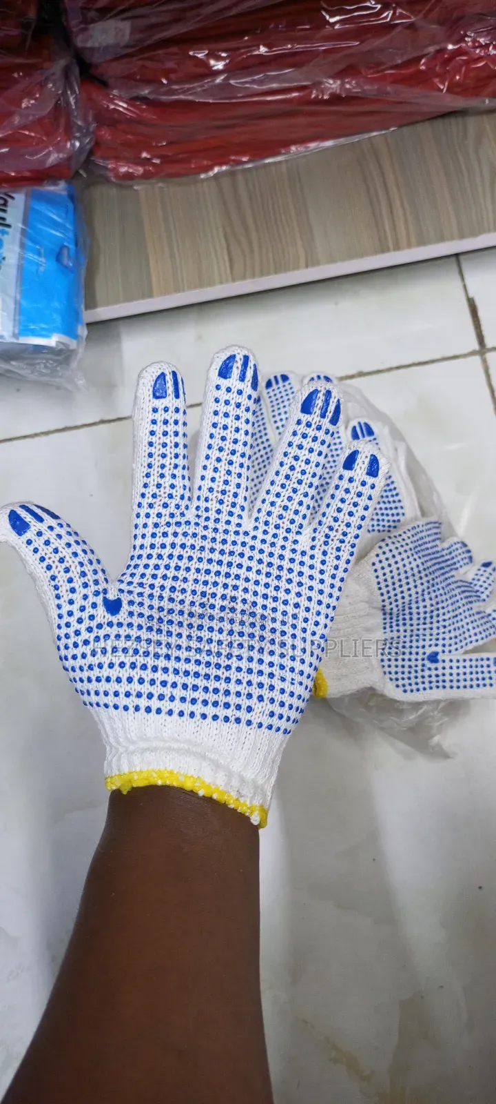 Polka Dotted Glove