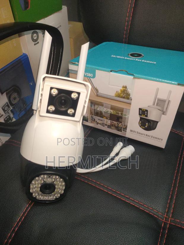 CCTV Outdoor 4g Electric Dual Lense Cameras - main view