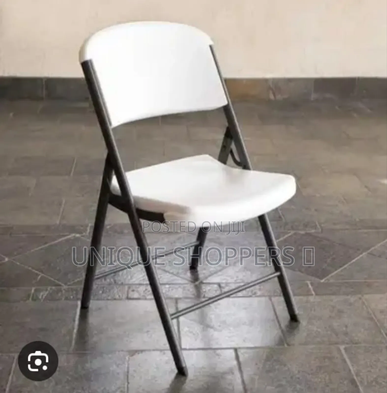 Foldable Plastic Outdoor Chair.