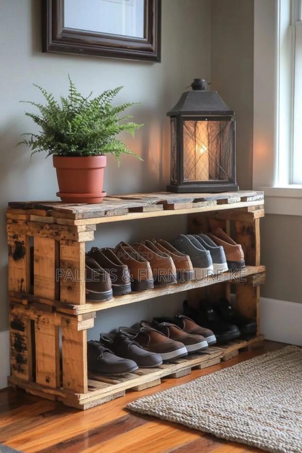 Shoe Storage - main view