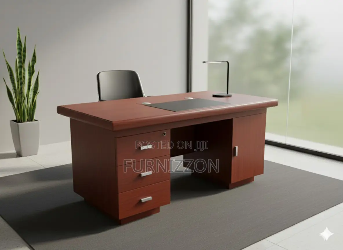 Simple and Functional 1.4m Wooden Office Table