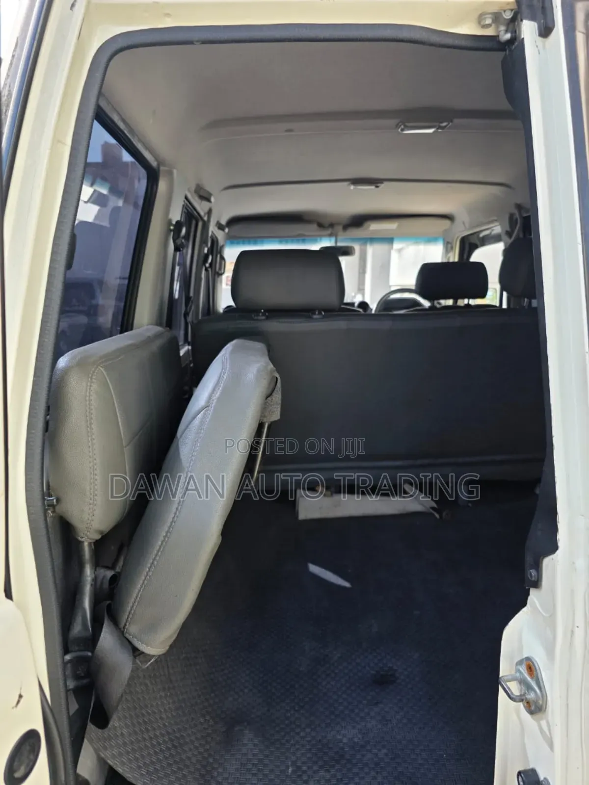 Toyota Land Cruiser 2019 White