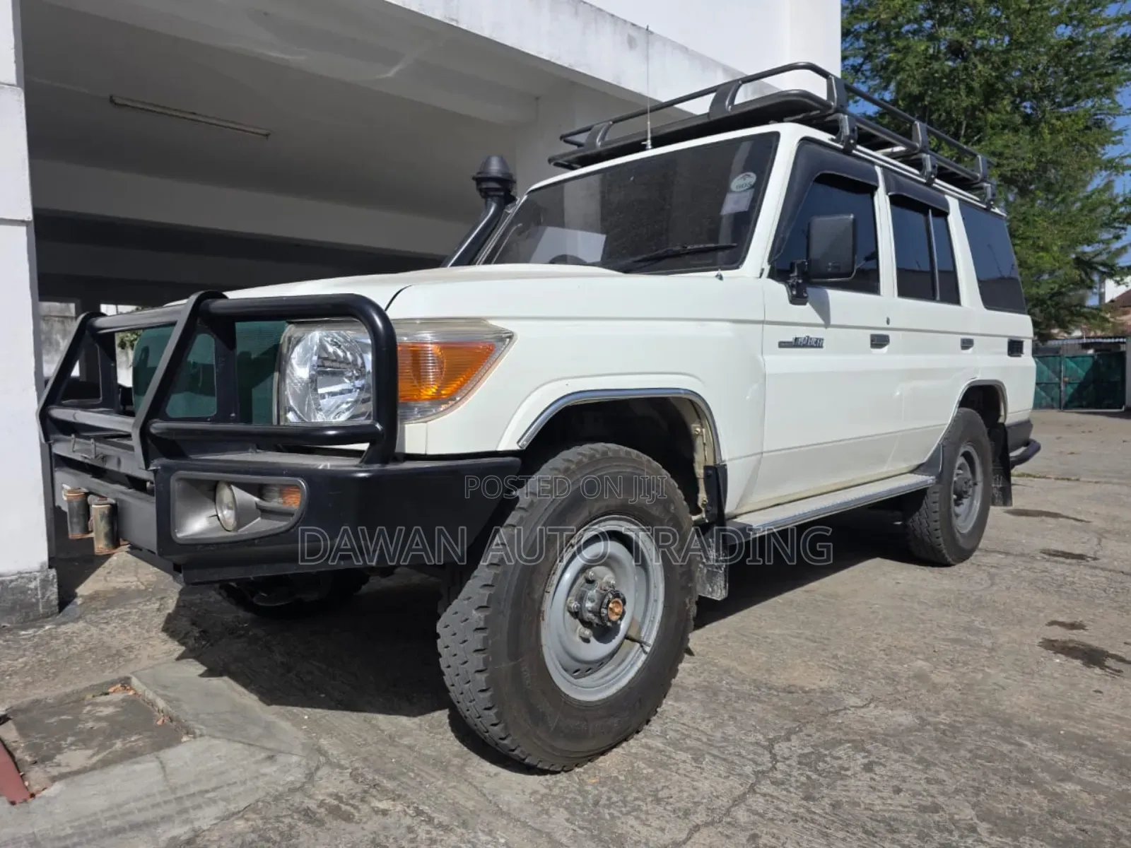 Toyota Land Cruiser 2019 White