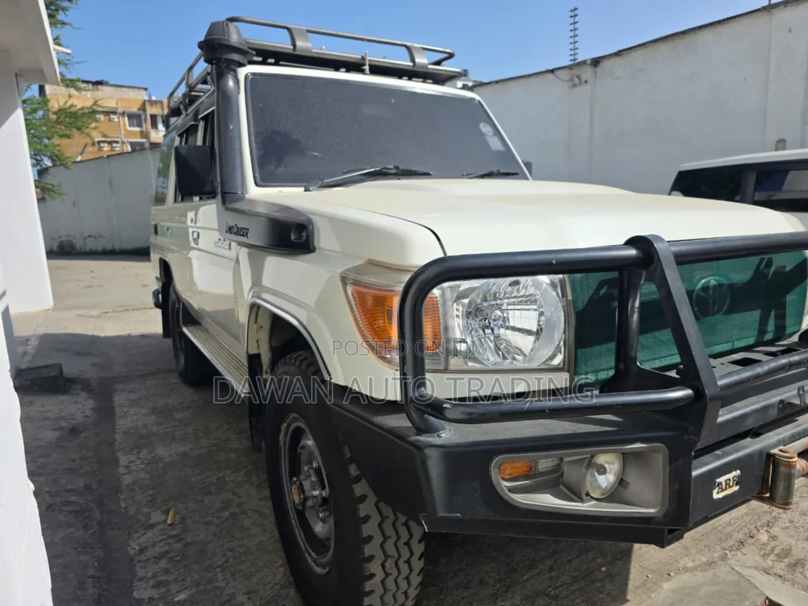 Toyota Land Cruiser 2019 White