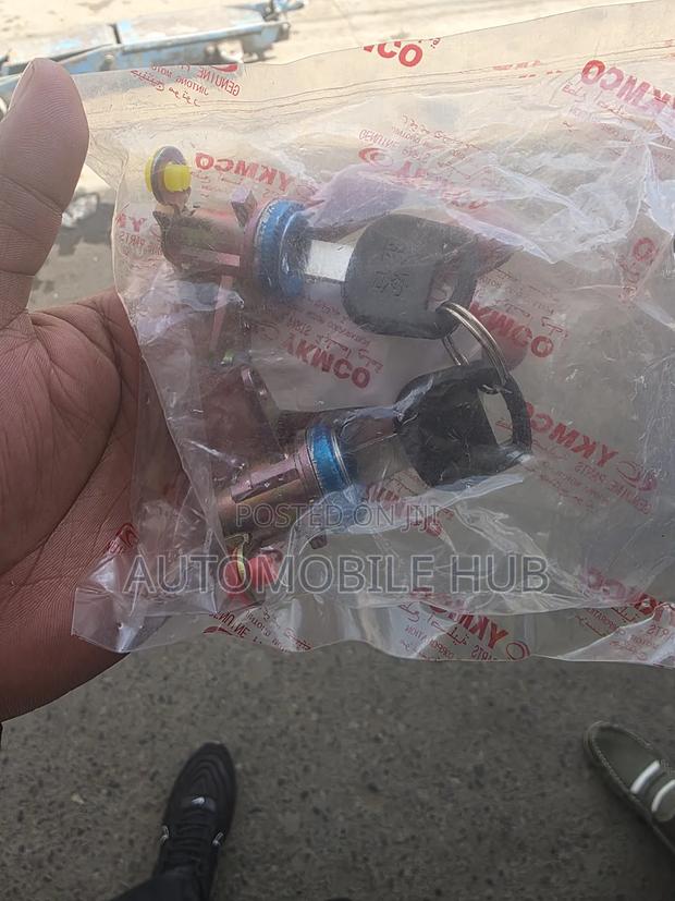 Toyota Corolla 100 102 Door Lock System With Key Secure Replacement - main view