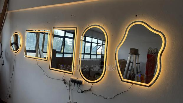 Defogging Mirrors - main view